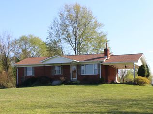 10141 Conde Rd, Marshall, VA 20115