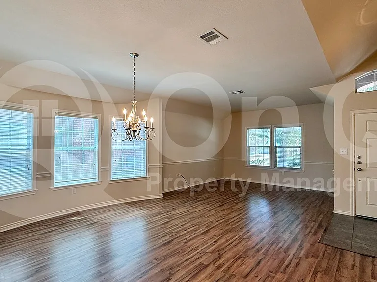 2816 Mission Tejas Dr — Photo 15