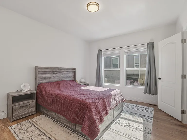 115 Brooklyn Cir — Photo 11