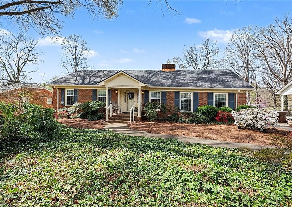 1st image of 1003 McDowell Dr