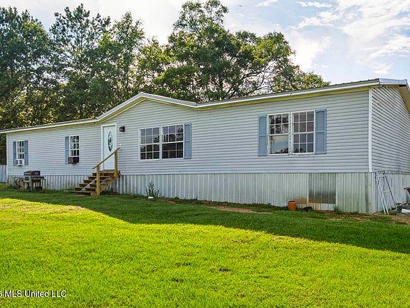 3rd image of 103 Water Valley Rd