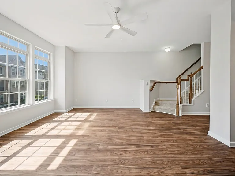 64 Transit Ln — Photo 20