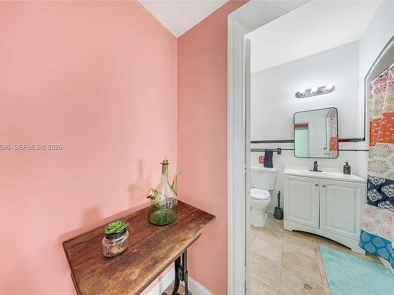 843 NW 3rd St #1 — Photo 18