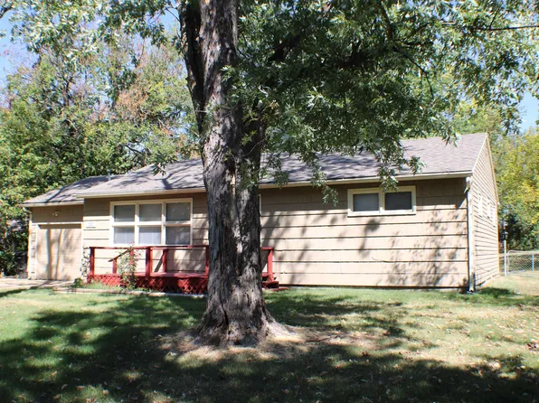 2526 SE Colorado Ave, Topeka, KS 66605