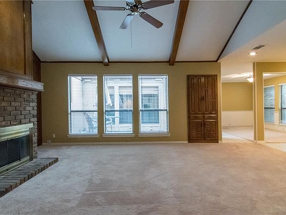 5th image of 3901 Irvine Dr