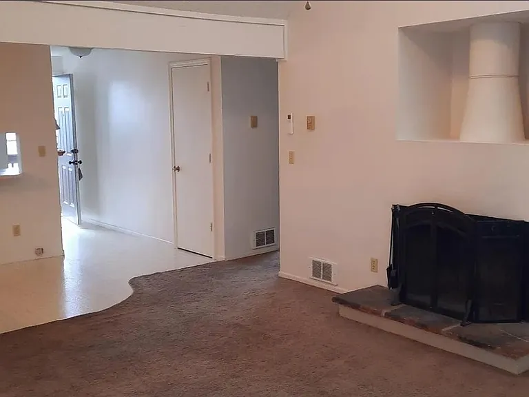673 Piedmont Ave NW #1 — Photo 2