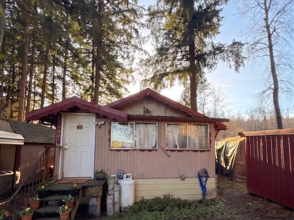 41818 40th Avenue Ct S, Roy, WA 98580