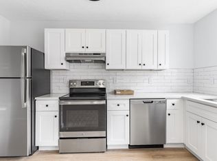 648 Washington St APT 2, Braintree, MA 02184
