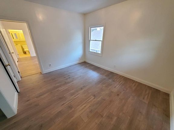 4th image of 481 Lincoln Ave #201