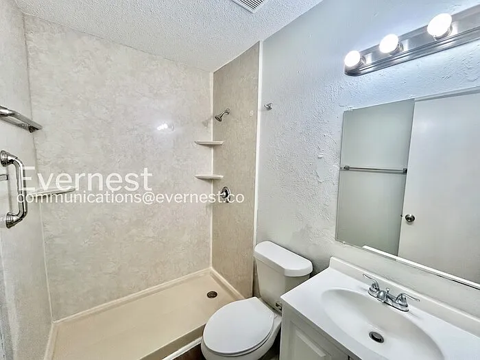 1505 Hanover Dr — Photo 10