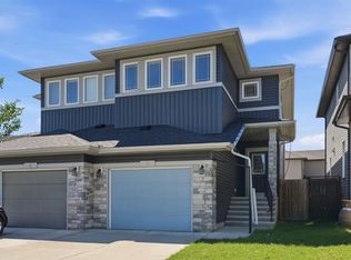 6 E Evanspark Mnr NW, Calgary, AB T3P 0J8