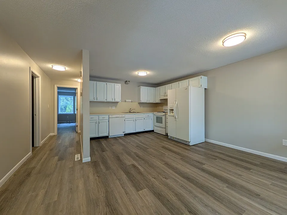 6 Park St #4