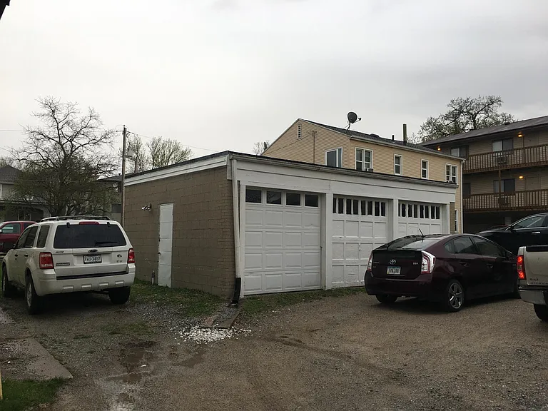 521 Bowery St — Photo 34