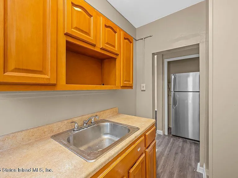 37 Avon Pl #4C — Photo 22