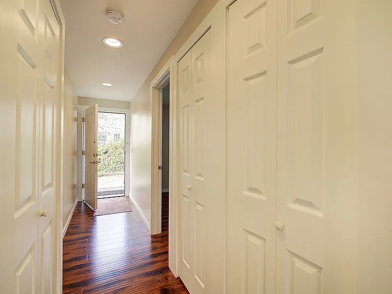 9840 NE 116th Street — Photo 3