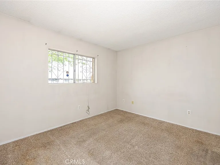 10415 Buckboard Cir — Photo 11