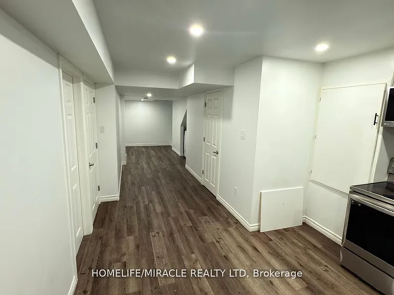 147 Yates Dr — Photo 7