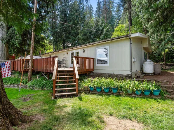 11715 N Honeymoon Bay Rd, Newman Lake, WA 99025
