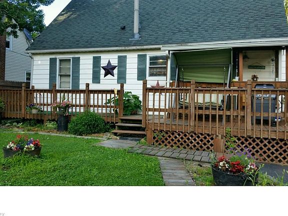 3rd image of 364 Prospect St