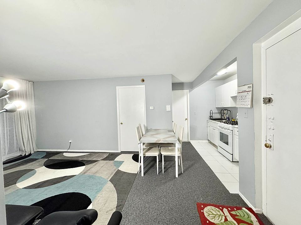 1st image of 7616 Grand Central Pkwy APT 2A