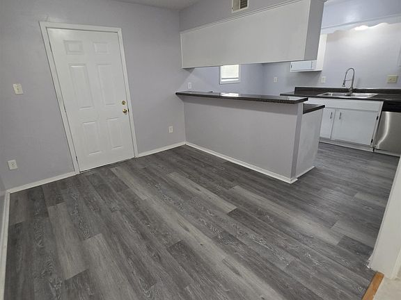 4th image of 3882 Brandy Ave