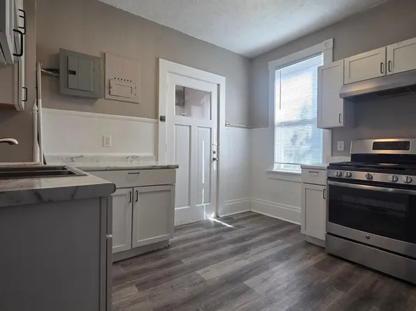 Pistachio Rentals (1618 Martha St), 1618 Martha St APT 1, Omaha, NE 68108