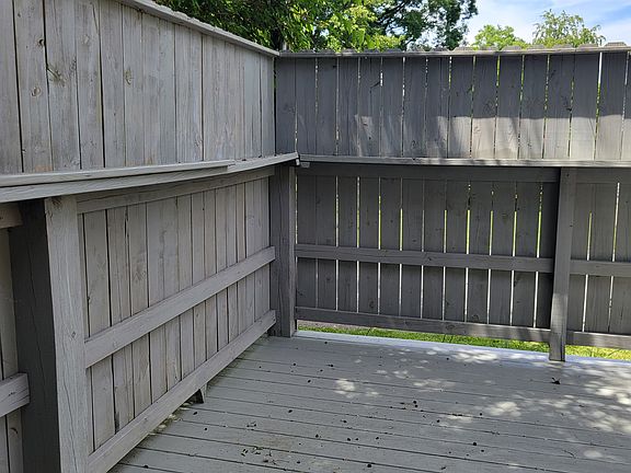 5th image of 2085 Rice Ave