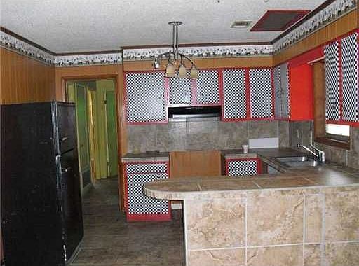 2nd image of 2510 Todd Dr