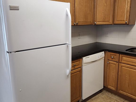 4th image of 3214 W Leila Ave