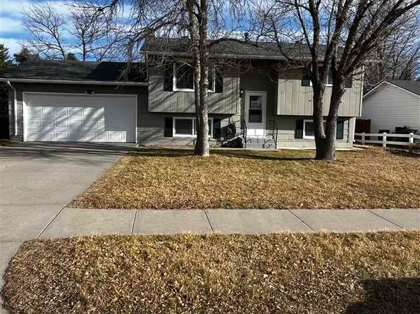 1329 Buchfinck Ave, Alliance, NE 69301
