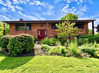 15 Trenton Road, Fishkill, NY 12524