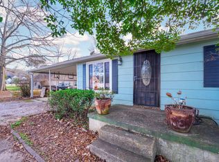 1716 E Boy Scout Rd, Hixson, TN 37343