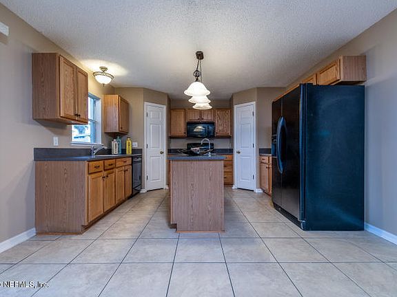 5th image of 5514 Lafayette Park Dr N