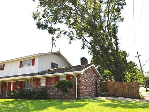 3rd image of 5601 Norland Ave