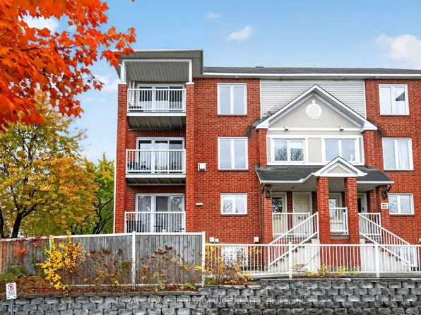 1602 Locksley Ln, Ottawa, ON K1J 1B6