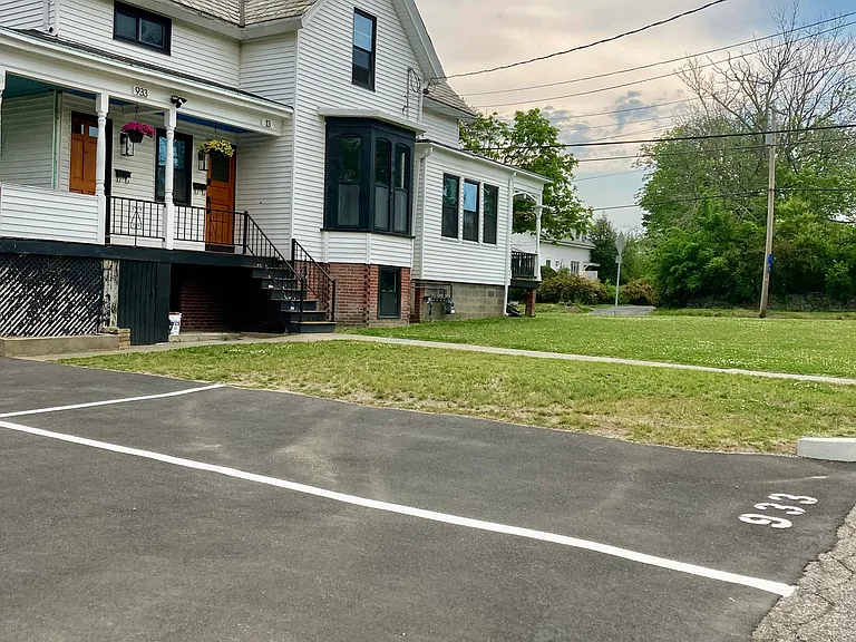 933 Main St #1 — Photo 41