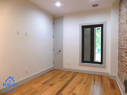 Rented by Blue Egg Realty Corp | media 41