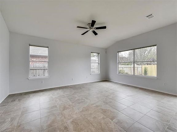 5th image of 17312 Bishopsgate Dr
