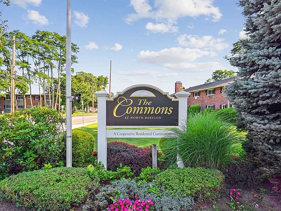 3rd image of 152 Edmunton Dr APT D18