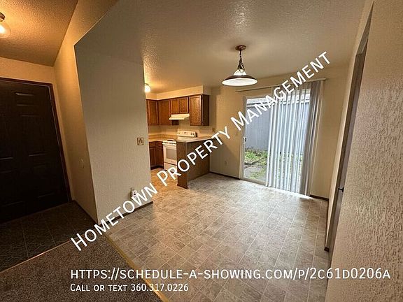 3rd image of 640 Bavarian Ln SE