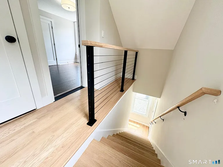 25 Quintard Ave — Photo 24