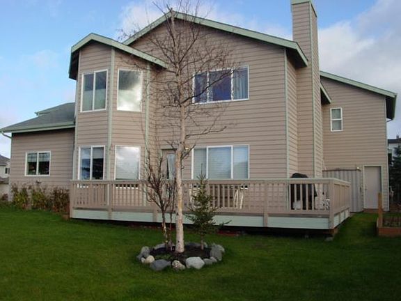 3rd image of 16100 Bridgewood Cir