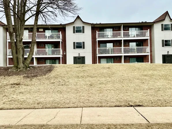 285 Gregory St, Aurora, IL