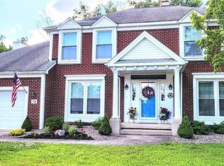 74 Sausalito Dr, East Amherst, NY