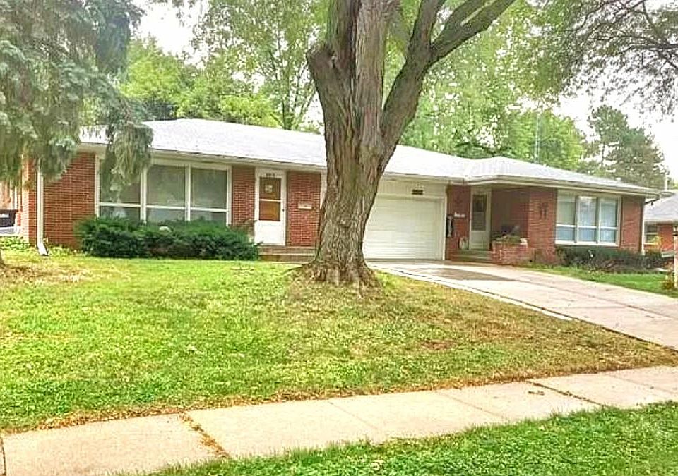 1st image of 3910 Pace Blvd