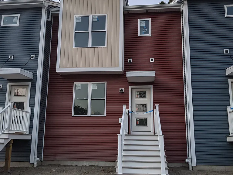 680 Temple St #A-3 — Photo 1