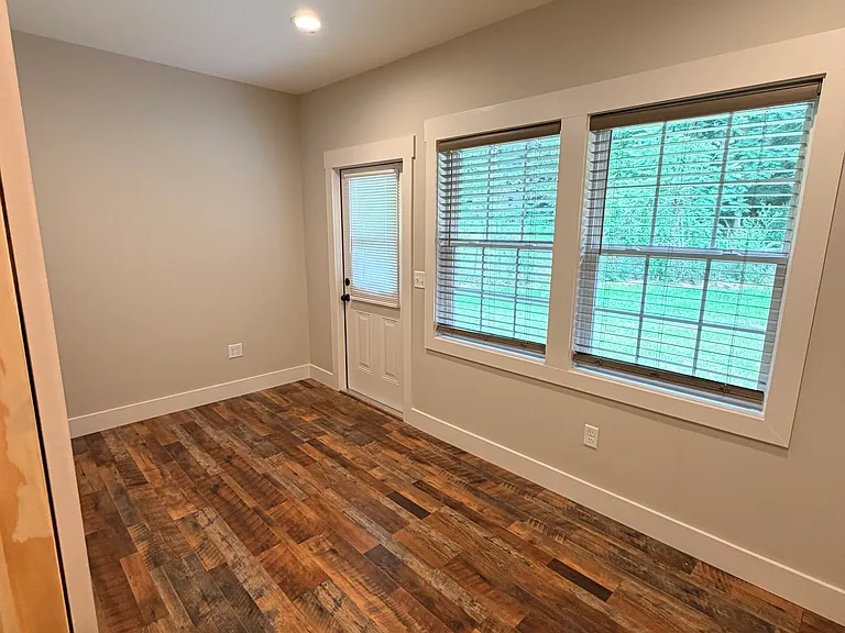 522 Brandon Rd — Photo 25