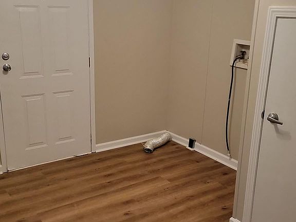 4th image of 40565 Sam Smith Rd