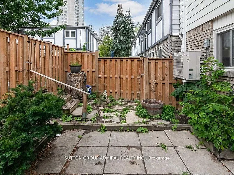 143 Torresdale Ave — Photo 16