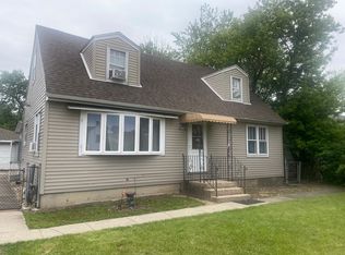 7545 Beloit Ave, Bridgeview, IL 60455